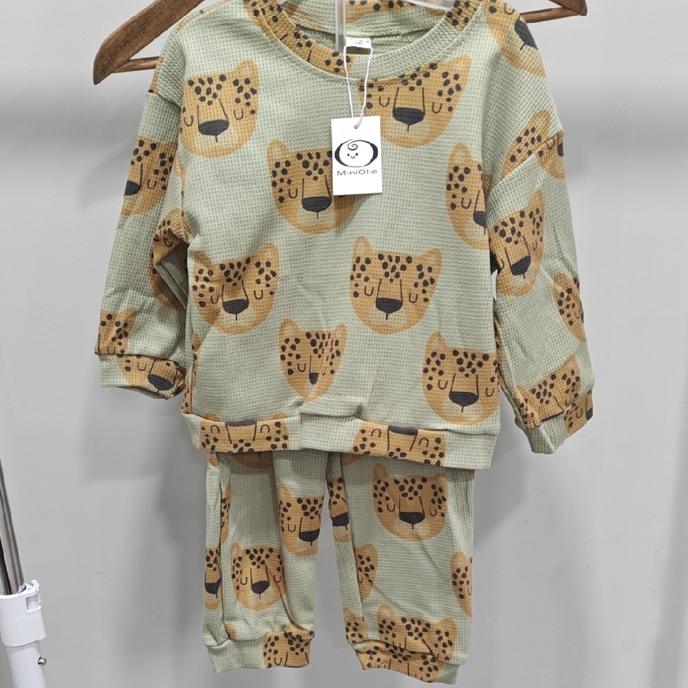 MiniOlie Green with Brown Leopard Print